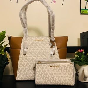 Michael kors bundle set